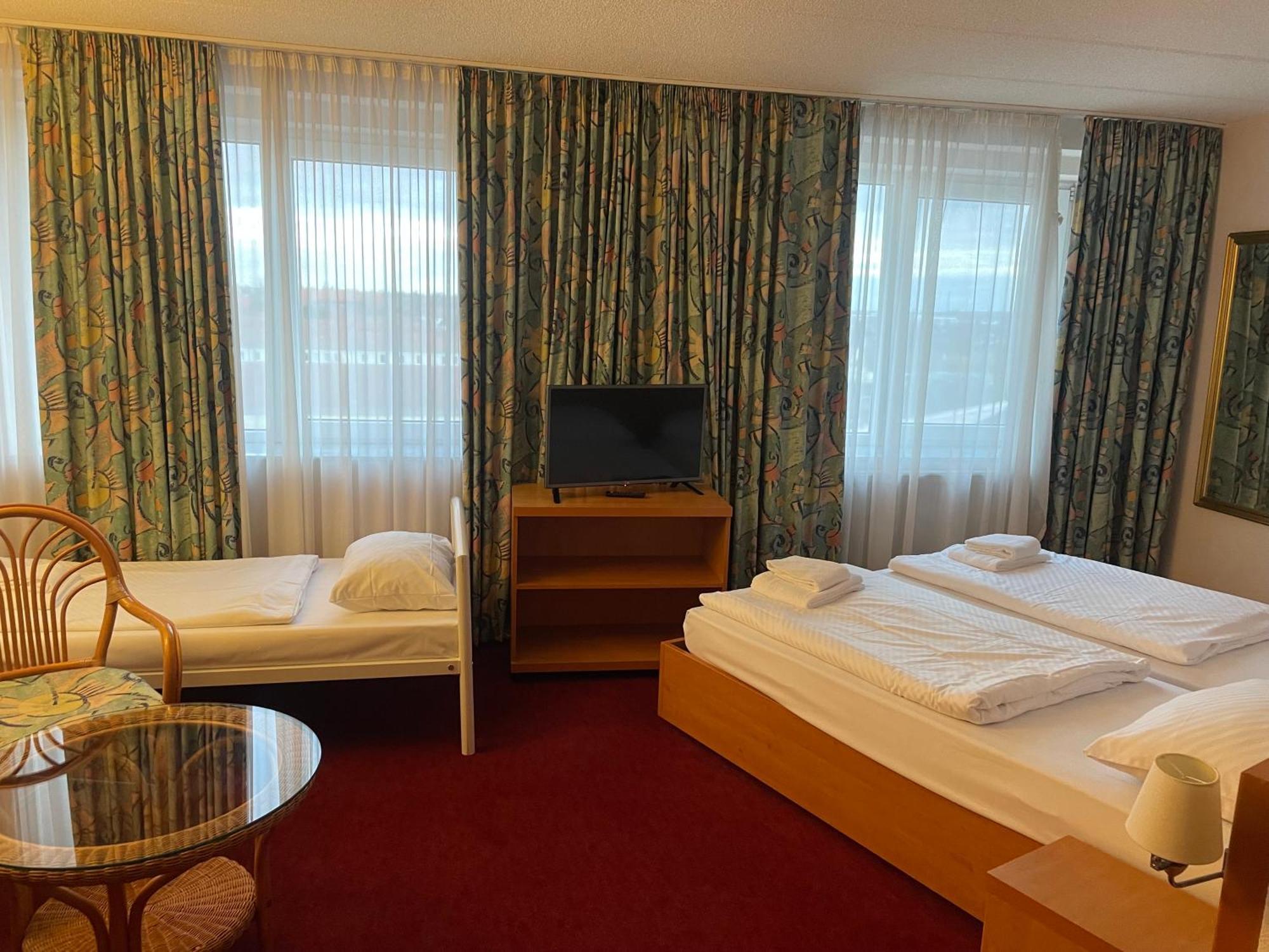 Trip Inn Axxon Hotel Brandenburg  Exteriér fotografie